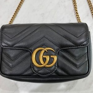 GG Marmont matelassé leather super mini bag